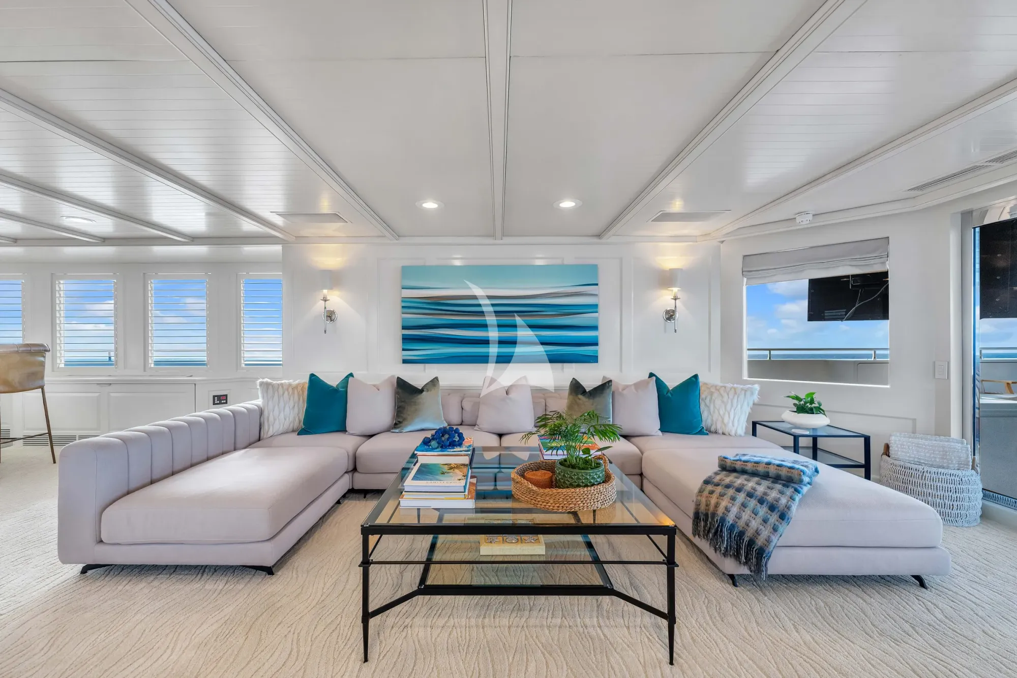 STAR DIAMOND Admiral 46m - sky lounge couch