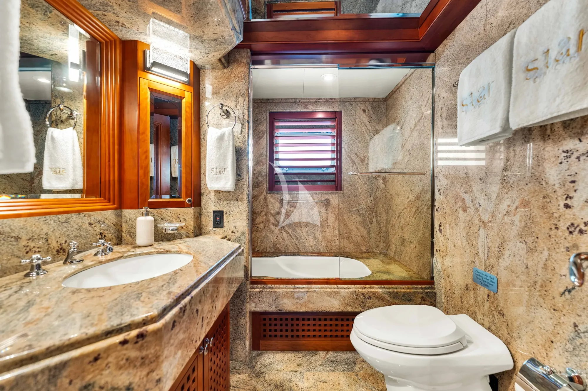 STAR DIAMOND Admiral 46m - twin cabin 2 bathroom