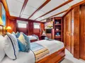 STAR DIAMOND Admiral 46m - twin cabin 2 bed and TV STAR DIAMOND Admiral 46m - twin cabin 2 bed and TV