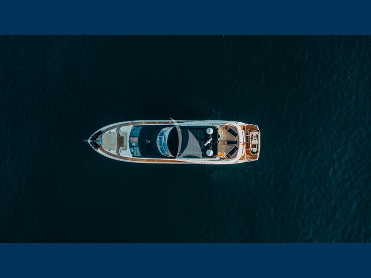 STARDUST OF MARY Sunseeker 86 aerial shot