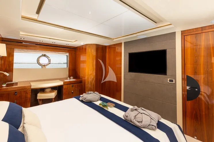 Charter Yacht STARDUST OF MARY - Sunseeker 86 - 4 Cabins - Palma - Mallorca - Ibiza - Menorca - Formentera - Balearics - Spain