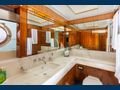STARDUST OF MARY Sunseeker 86 master cabin bathroom