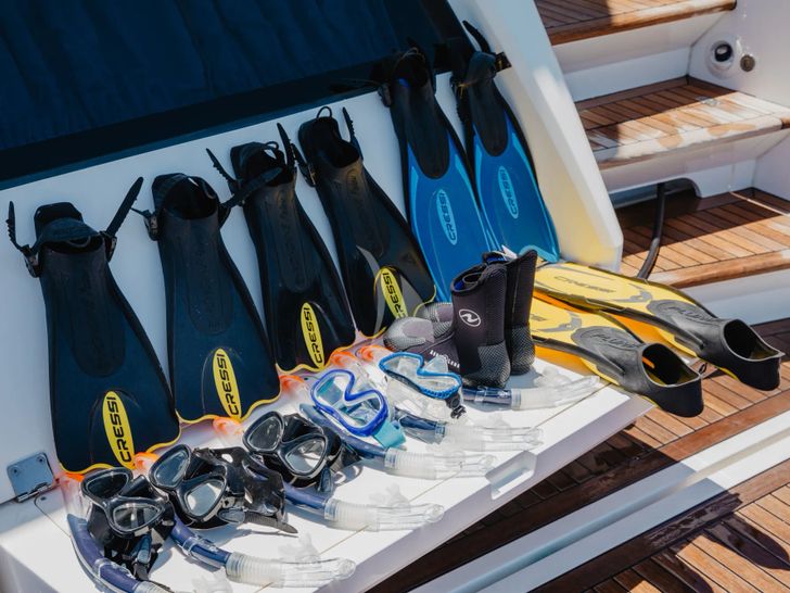 STARDUST OF MARY Sunseeker 86 - snorkeling gear STARDUST OF MARY Sunseeker 86 - snorkeling gear