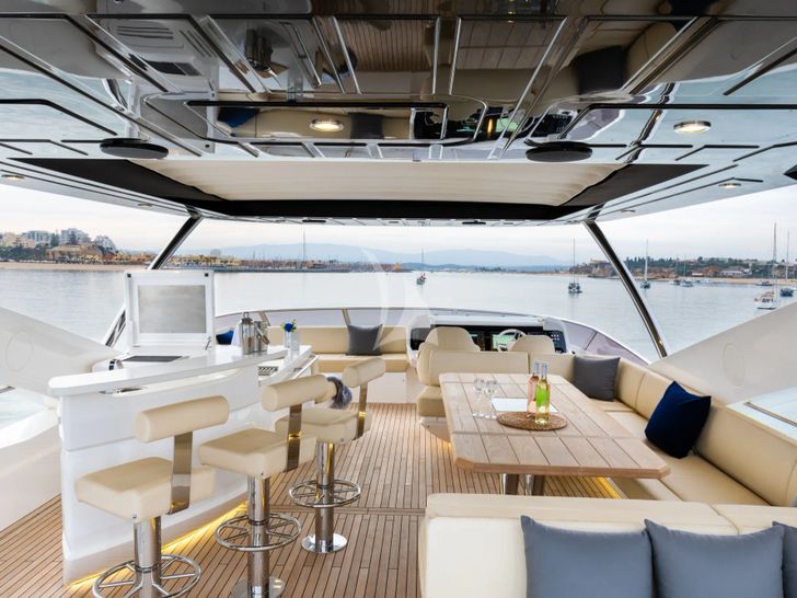 STARDUST OF MARY Sunseeker 86 - sun deck STARDUST OF MARY Sunseeker 86 - sun deck