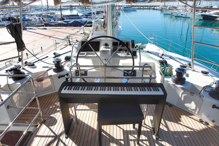 Charter Yacht STARLIGHT - Lagoon 560 - 4 Cabins - Athens - Mykonos - Paros - Cyclades - Greece