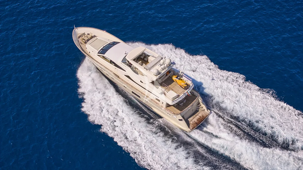 Charter Yacht STAR LINK - Falcon 90 - 4 Cabins - Athens - Mykonos - Paros - Santorini - Cyclades - Greece