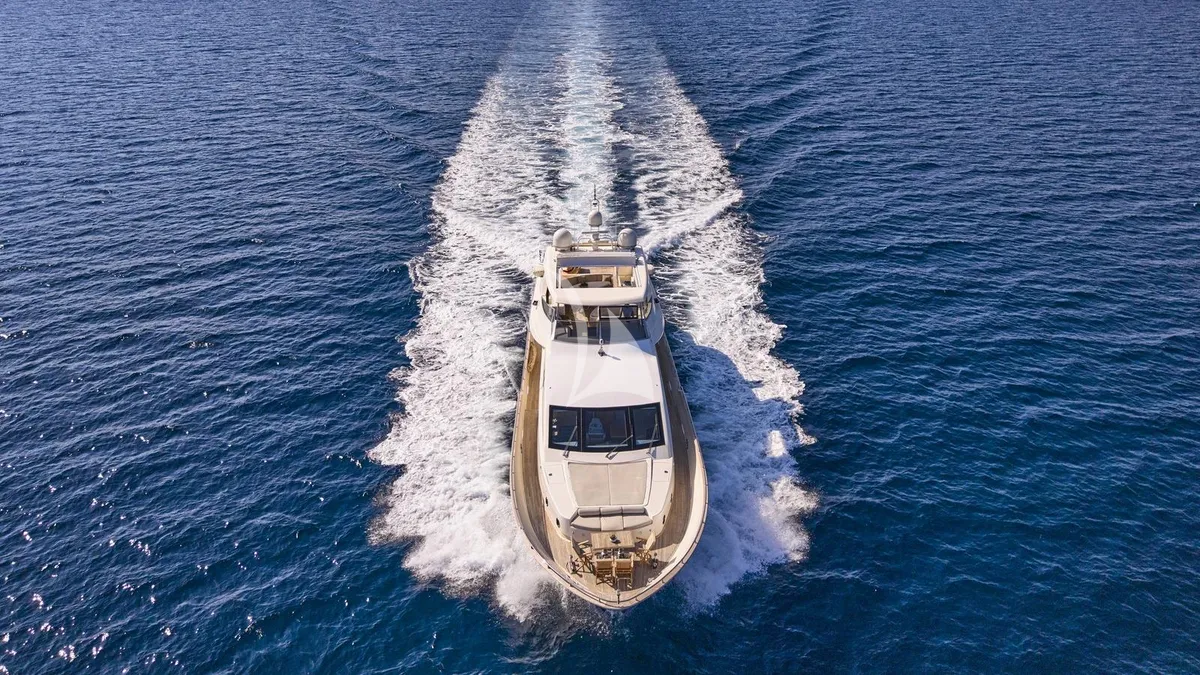 Charter Yacht STAR LINK - Falcon 90 - 4 Cabins - Athens - Mykonos - Paros - Santorini - Cyclades - Greece