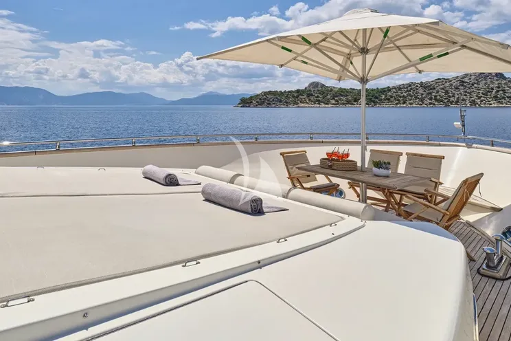 Charter Yacht STAR LINK - Falcon 90 - 4 Cabins - Athens - Mykonos - Paros - Santorini - Cyclades - Greece