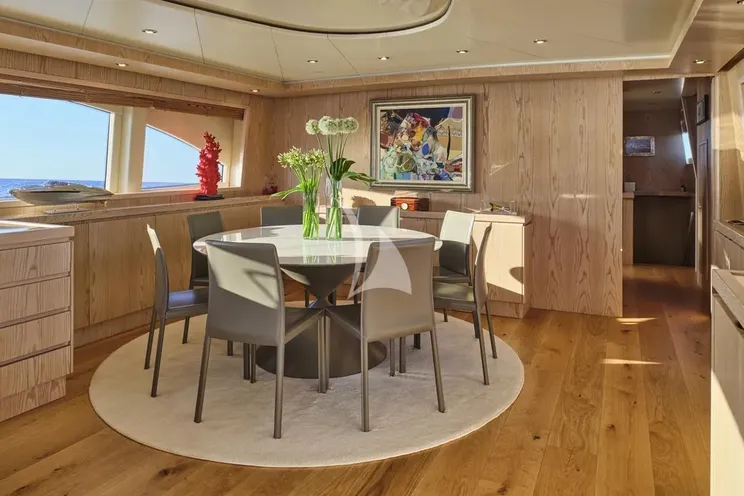 Charter Yacht STAR LINK - Falcon 90 - 4 Cabins - Athens - Mykonos - Paros - Santorini - Cyclades - Greece