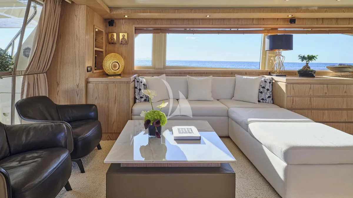 Charter Yacht STAR LINK - Falcon 90 - 4 Cabins - Athens - Mykonos - Paros - Santorini - Cyclades - Greece