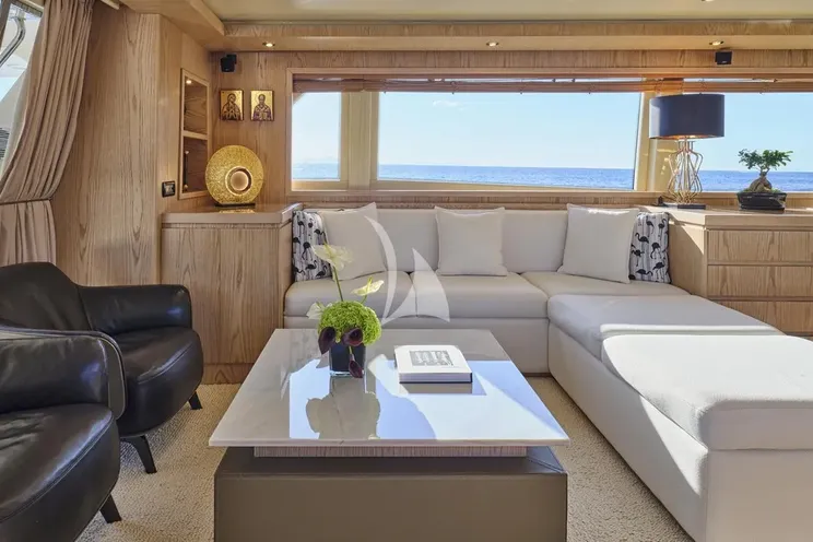 Charter Yacht STAR LINK - Falcon 90 - 4 Cabins - Athens - Mykonos - Paros - Santorini - Cyclades - Greece