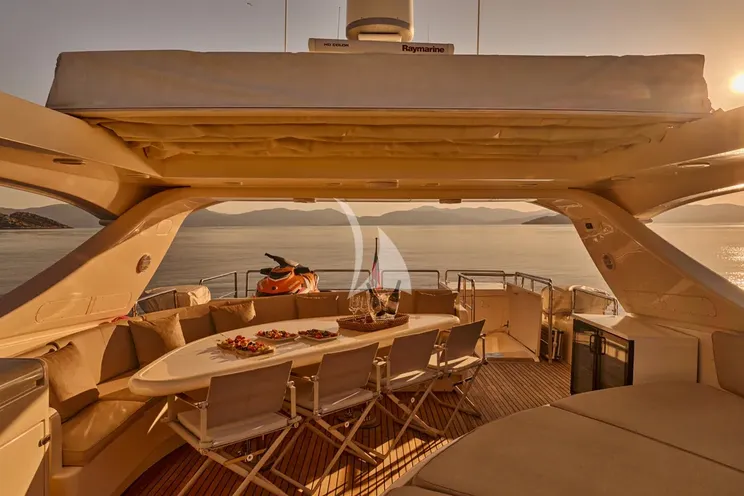 Charter Yacht STAR LINK - Falcon 90 - 4 Cabins - Athens - Mykonos - Paros - Santorini - Cyclades - Greece