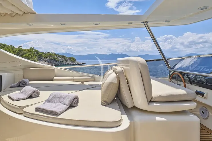 Charter Yacht STAR LINK - Falcon 90 - 4 Cabins - Athens - Mykonos - Paros - Santorini - Cyclades - Greece