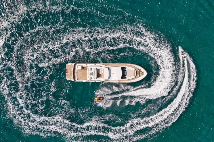 Charter Yacht STAR LINK - Falcon 90 - 4 Cabins - Athens - Mykonos - Paros - Santorini - Cyclades - Greece