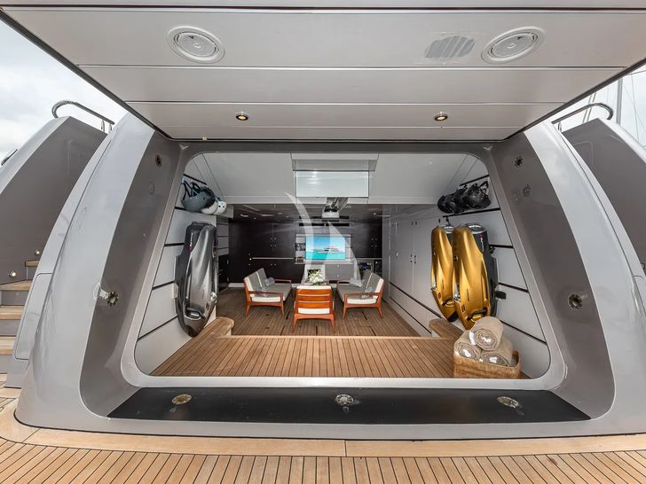 STARSHIP 185 Delta Marine 185 - beach club STARSHIP 185 Delta Marine 185 - beach club