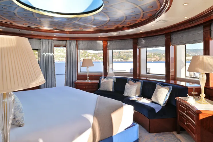 Charter Yacht ST DAVID - Benetti 60m - 6 Cabins - Cannes - St Tropez - Nice - Antibes - French Riviera