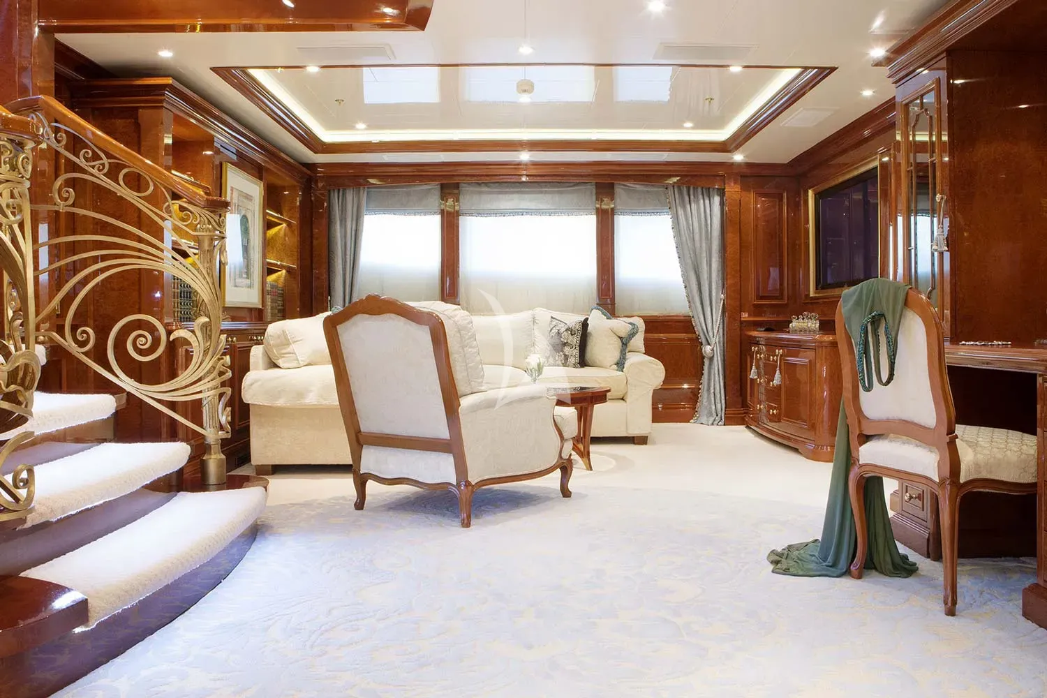 ST DAVID Benetti 60m - master cabin lounge