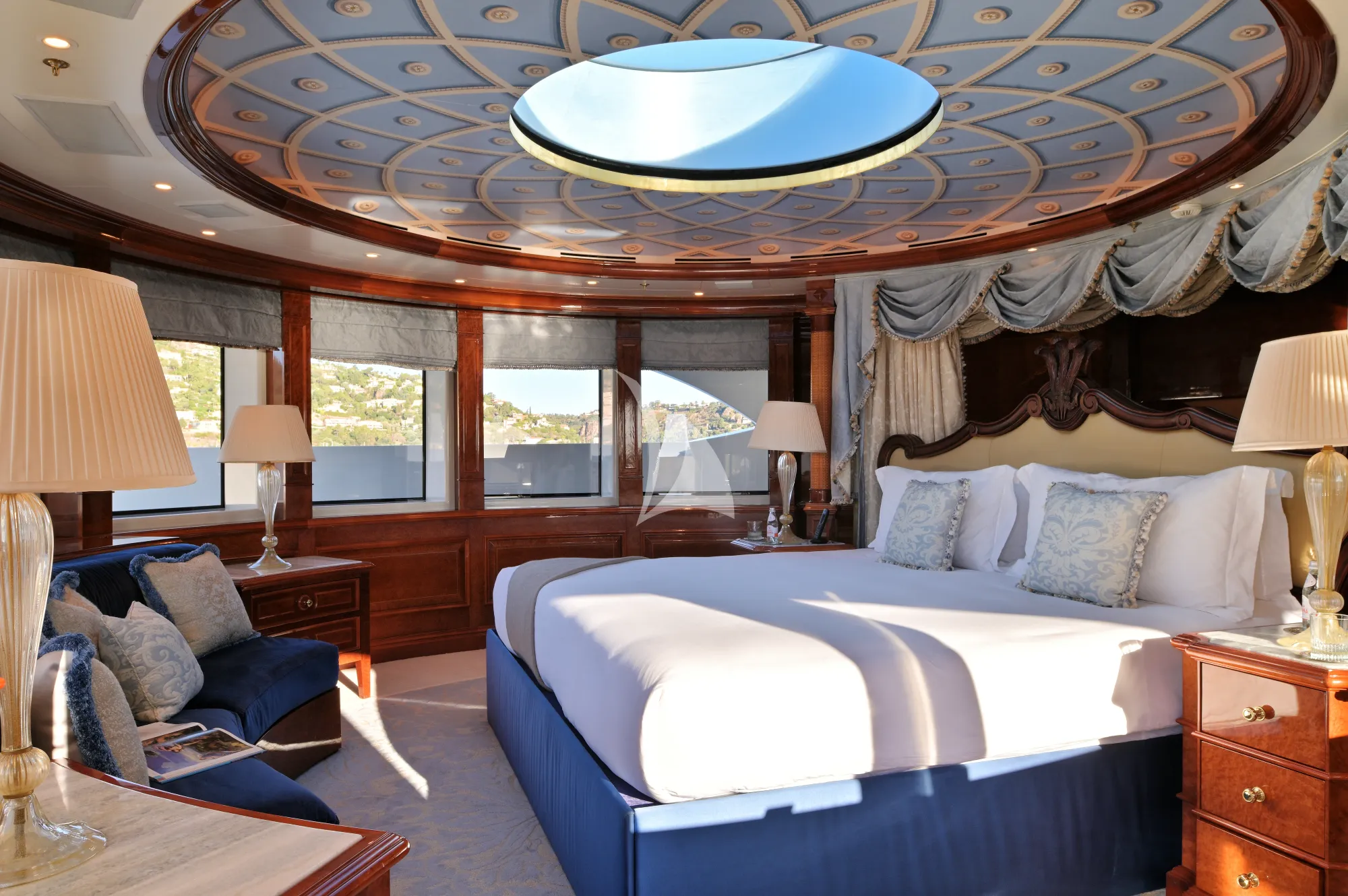 ST DAVID Benetti 60m - master cabin