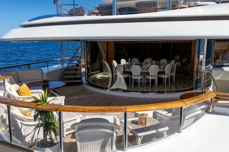 Charter Yacht ST DAVID - Benetti 60m - 6 Cabins - Cannes - St Tropez - Nice - Antibes - French Riviera