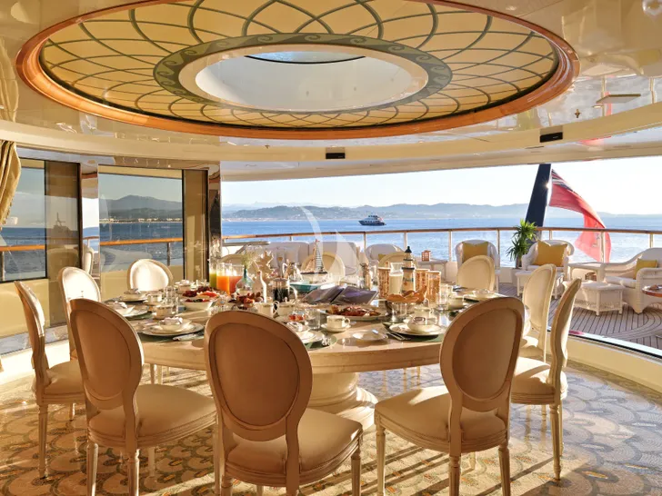 ST DAVID Benetti 60m - sky deck dining area ST DAVID Benetti 60m - sky deck dining area