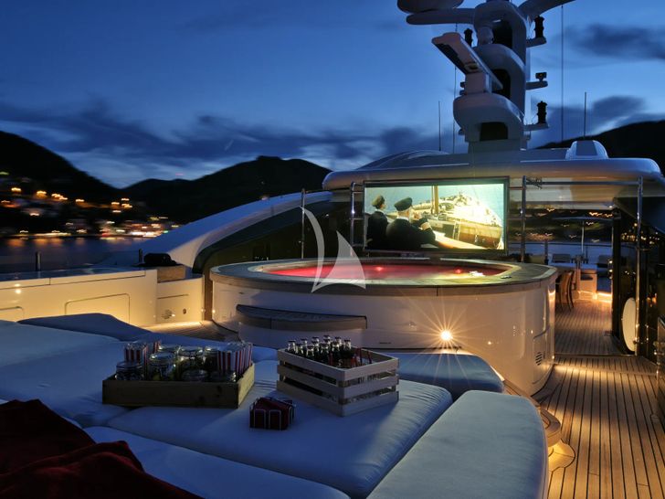 ST DAVID Benetti 60m - sundeck outdoor cinema ST DAVID Benetti 60m - sundeck outdoor cinema