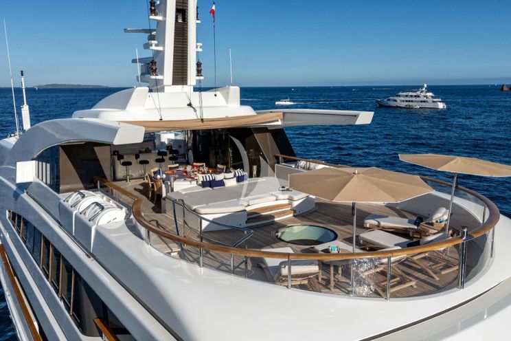 Charter Yacht ST DAVID - Benetti 60m - 6 Cabins - Cannes - St Tropez - Nice - Antibes - French Riviera