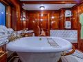 STEEL Pendennis 54m - master cabin bathroom STEEL Pendennis 54m - master cabin bathroom