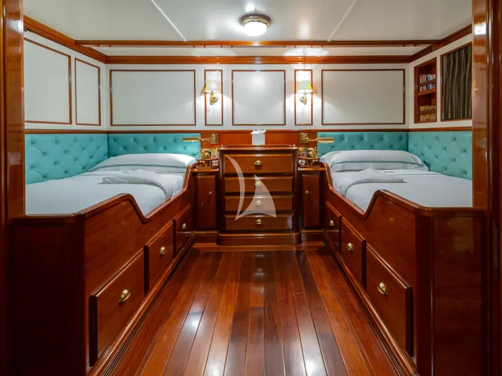 STEEL Pendennis 54m - twin cabin 1 STEEL Pendennis 54m - twin cabin 1