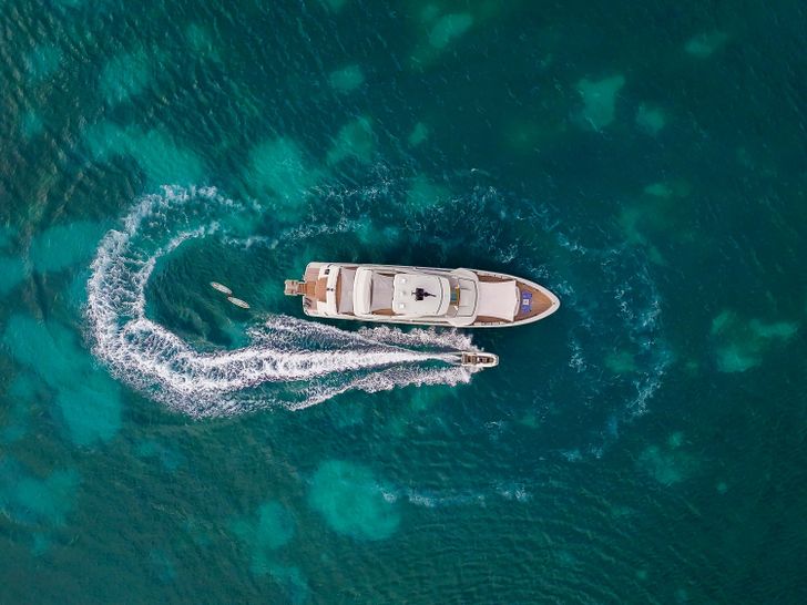 STELLAMAR Cantierre Delle Marche RJ115 aerial shot