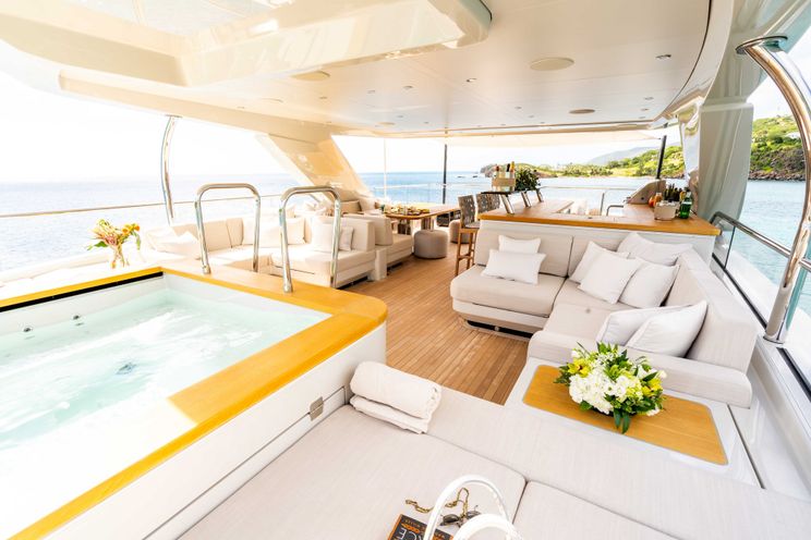 Charter Yacht STELLAMAR - Cantierre Delle Marche RJ115 - 5 Cabins - Cannes - Monaco - St. Tropez - French Riviera