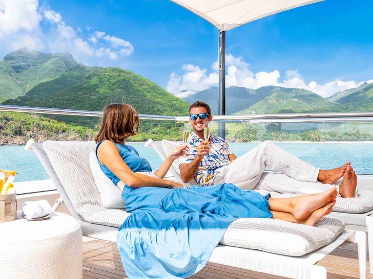 STELLAMAR Cantierre Delle Marche RJ115 guests on the sun beds STELLAMAR Cantierre Delle Marche RJ115 guests on the sun beds