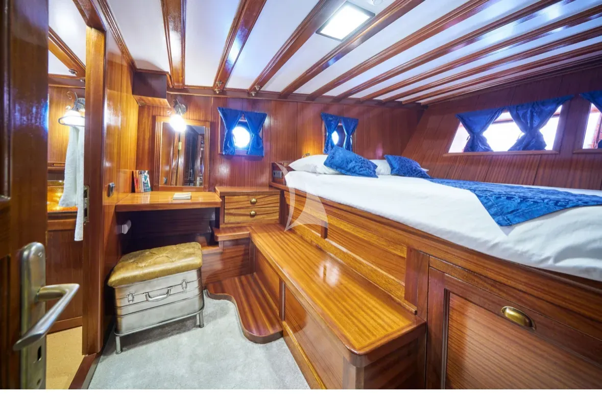 Charter Yacht STELLA MARIS - Gulet Motor Sailor 45m - 8 Cabins - Split - Dubrovnik - Hvar - Croatia