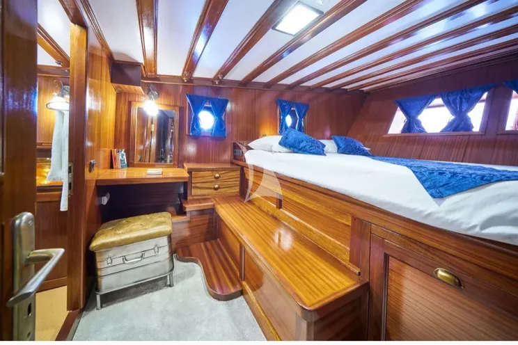 Charter Yacht STELLA MARIS - Gulet Motor Sailor 38m - 8 Cabins - Split - Dubrovnik - Hvar - Croatia