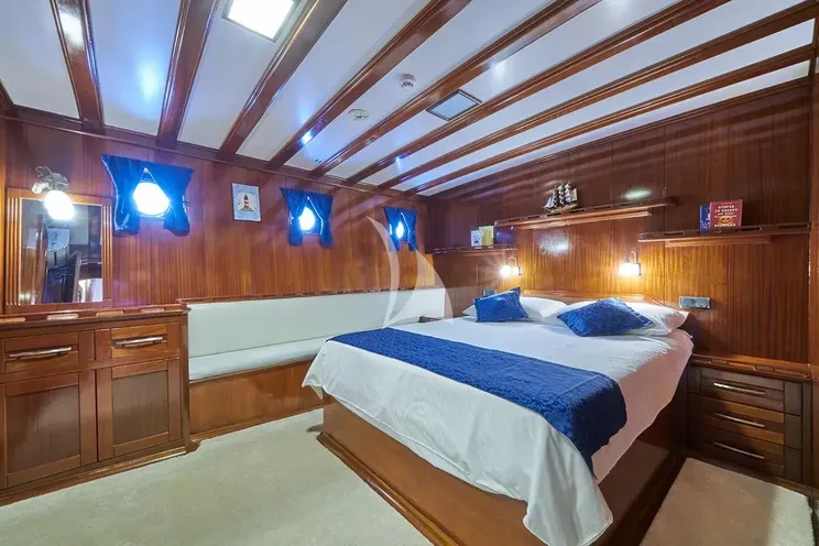 Charter Yacht STELLA MARIS - Gulet Motor Sailor 38m - 8 Cabins - Split - Dubrovnik - Hvar - Croatia