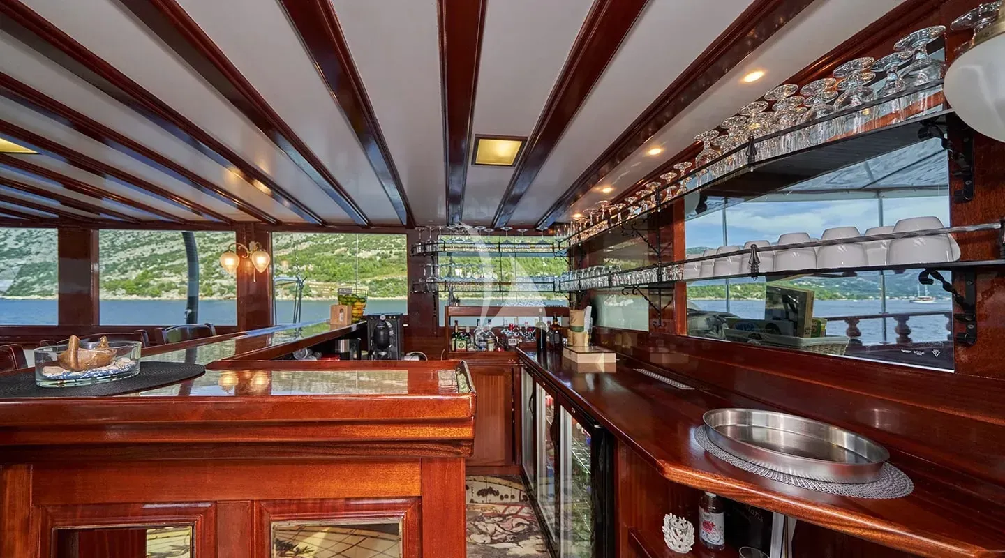 Charter Yacht STELLA MARIS - Gulet Motor Sailor 45m - 8 Cabins - Split - Dubrovnik - Hvar - Croatia