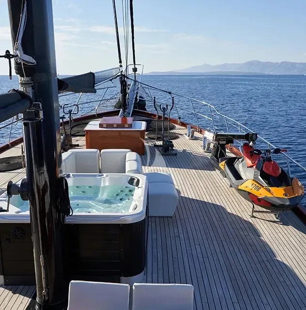 Charter Yacht STELLA MARIS - Gulet Motor Sailor 45m - 8 Cabins - Split - Dubrovnik - Hvar - Croatia