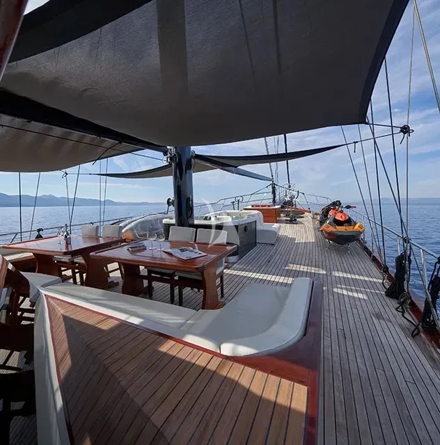 Charter Yacht STELLA MARIS - Gulet Motor Sailor 45m - 8 Cabins - Split - Dubrovnik - Hvar - Croatia