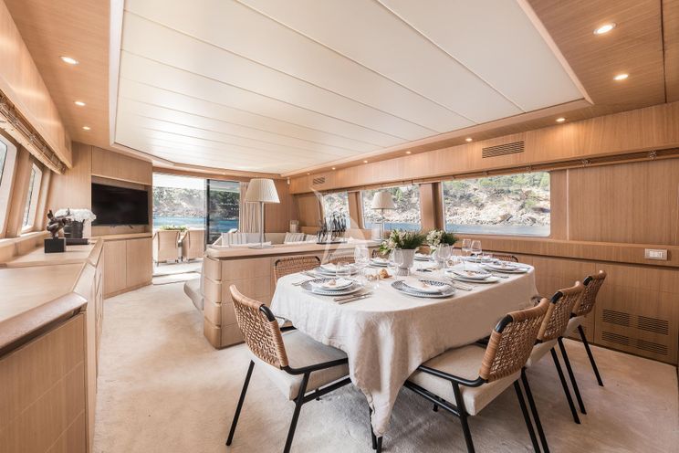 Charter Yacht SUBLIME MAR - Maiora 28m - 4 Cabins - Ibiza - Formentera - Palma de Mallorca - Balearics - Spain