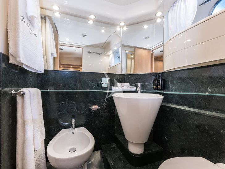 SUBLIME MAR Maiora 28m - VIP cabin bathroom SUBLIME MAR Maiora 28m - VIP cabin bathroom