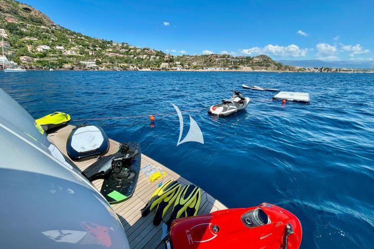 Charter Yacht SUD - Sanlorenzo SD122 - 5 Cabins - Cannes - St Tropez - Nice - Antibes - French Riviera - Monaco