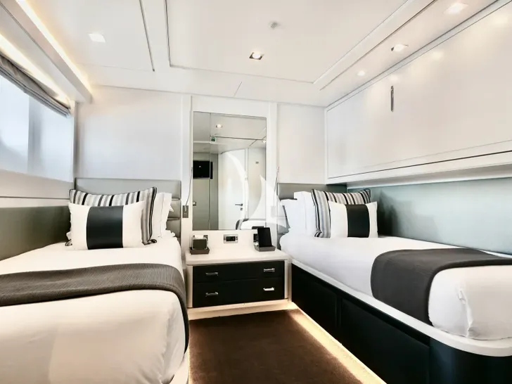SUD Sanlorenzo SD122 - twin cabin SUD Sanlorenzo SD122 - twin cabin