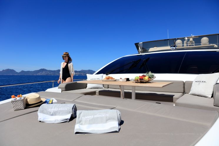 Charter Yacht SUMMER BREEZE - Pearl 75 - 4 Cabins - Cannes - Golfe Juan - Monaco - Antibes - St Tropez