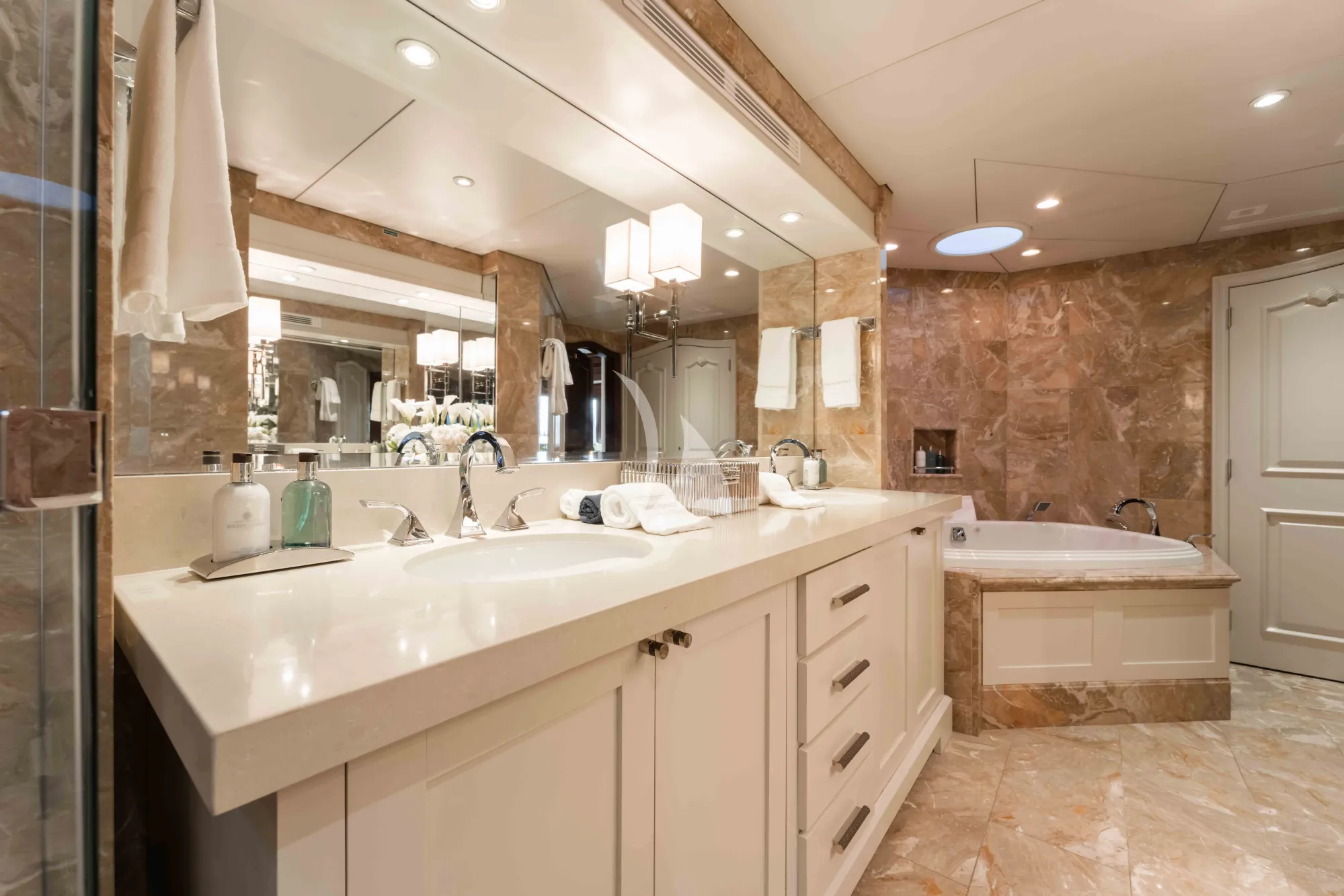 Charter Yacht SUMMERDANCE - Trinity 146 - 5 Cabins - Nassau - Exumas - Bahamas