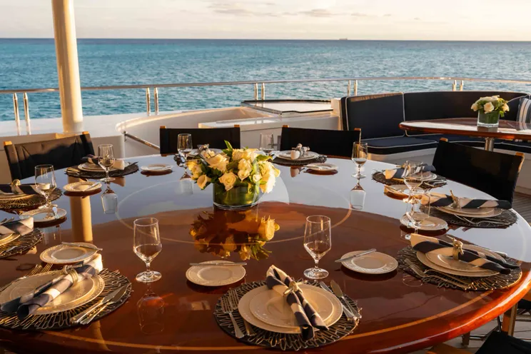 Charter Yacht SUMMERDANCE - Trinity 146 - 5 Cabins - Nassau - Exumas - Bahamas