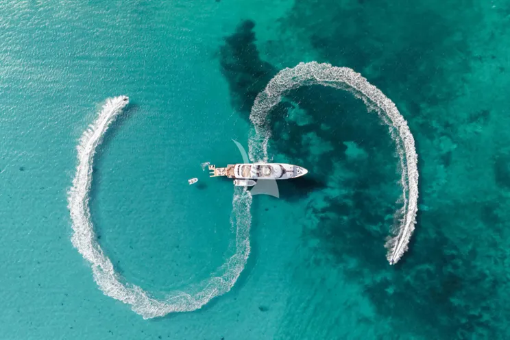 Charter Yacht SUMMERDANCE - Trinity 146 - 5 Cabins - Nassau - Exumas - Bahamas