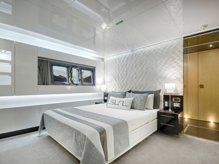 SUN Arcadia 35m VIP Stateroom SUN Arcadia 35m VIP Stateroom