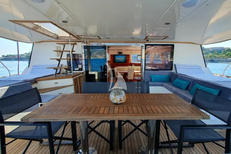 Charter Yacht SUNNYACHT - Sunreef 62 - 3 Cabins - Cannes - Monaco - St Tropez - French Riviera