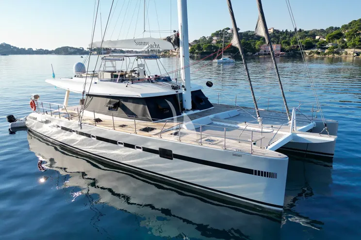 Charter Yacht SUNNYACHT - Sunreef 62 - 3 Cabins - Cannes - Monaco - St Tropez - French Riviera