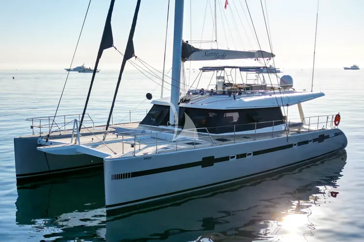 Charter Yacht SUNNYACHT - Sunreef 62 - 3 Cabins - Cannes - Monaco - St Tropez - French Riviera