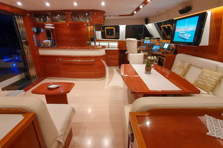 Charter Yacht SUNNYACHT - Sunreef 62 - 3 Cabins - Cannes - Monaco - St Tropez - French Riviera